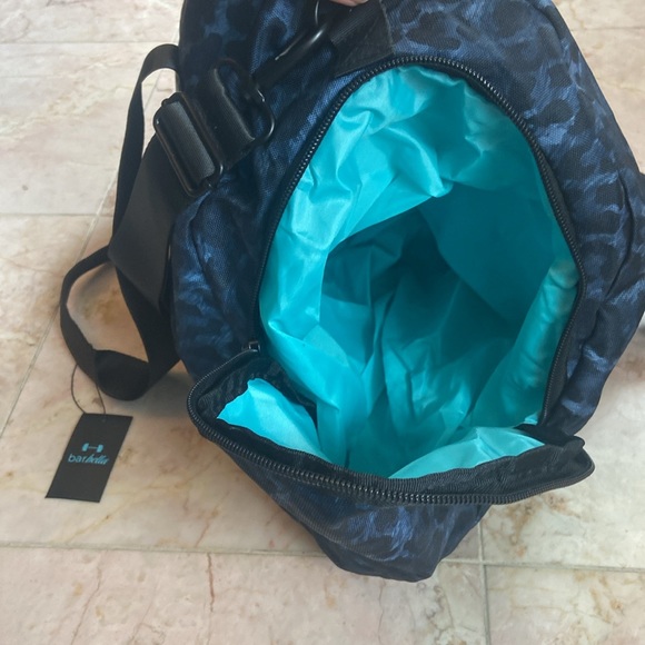 Barbella barrel duffel bag new tags - Picture 3 of 8